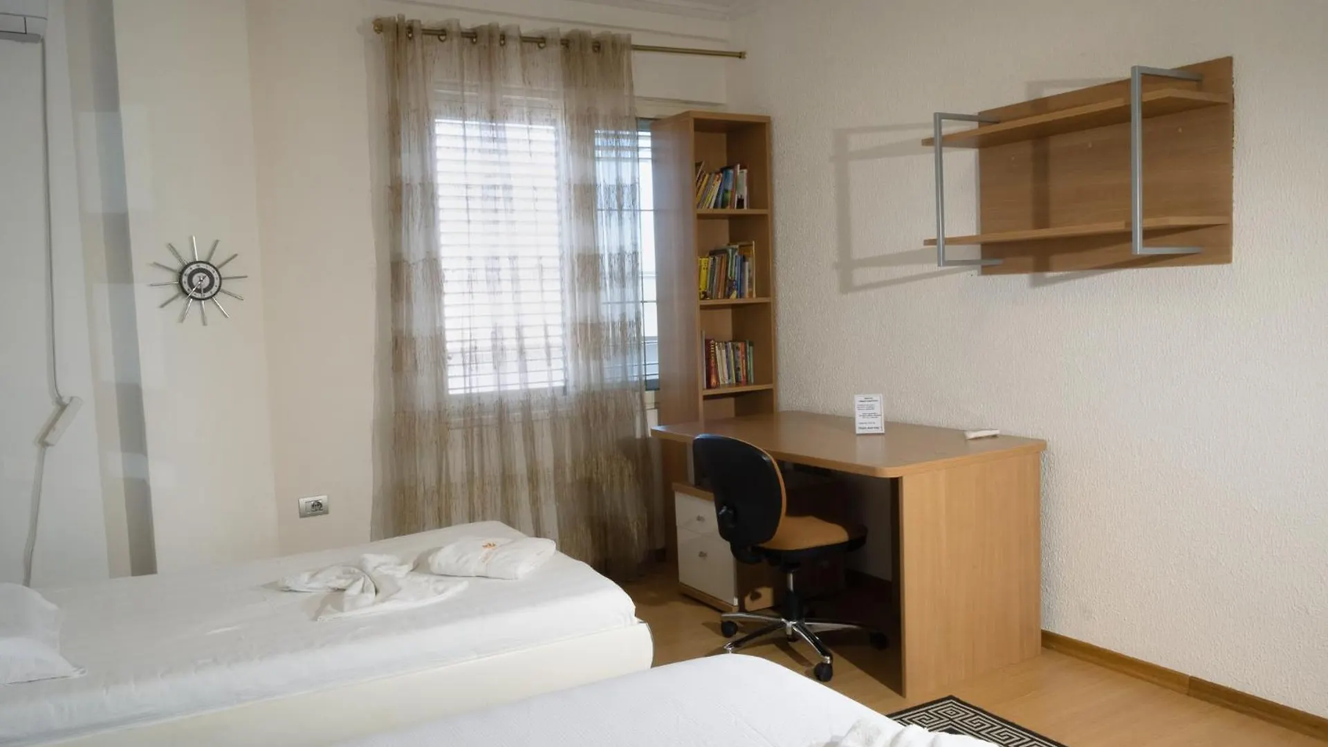 Albjona Rooms Tirana 0*,
